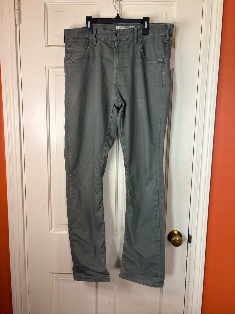 Patagonia 1973 mens green  straight leg pants organic cotton blend 34x32 See Pic